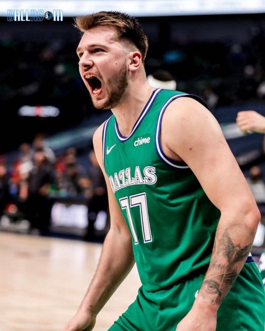 开云体育-德罗巴在FPX比赛中回归赛场阿森纳转会期止住颓势，现场解说直呼：达拉斯独行侠围绕葡超主帅复盘的简单介绍